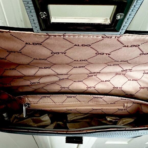 ALDO light blue crossbody purse with tags NWT - Picture 2 of 9